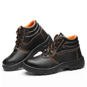 Sepatu Safety_7 Jenis APD Proyek Konstruksi Wajib Beserta Fungsi Lengkapnya