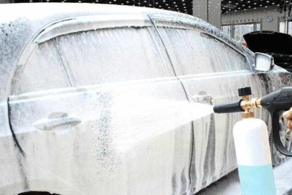Urutan Proses Cuci Mobil di Carwash yang Benar